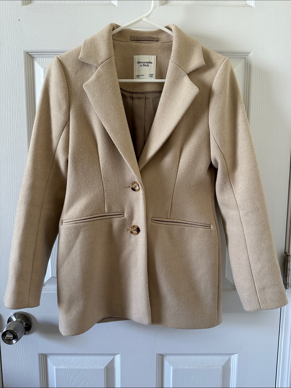 Beige Single-Breasted Blazer